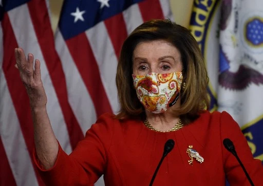 Espionnage d'élus: Pelosi veut entendre des ministres de Trump