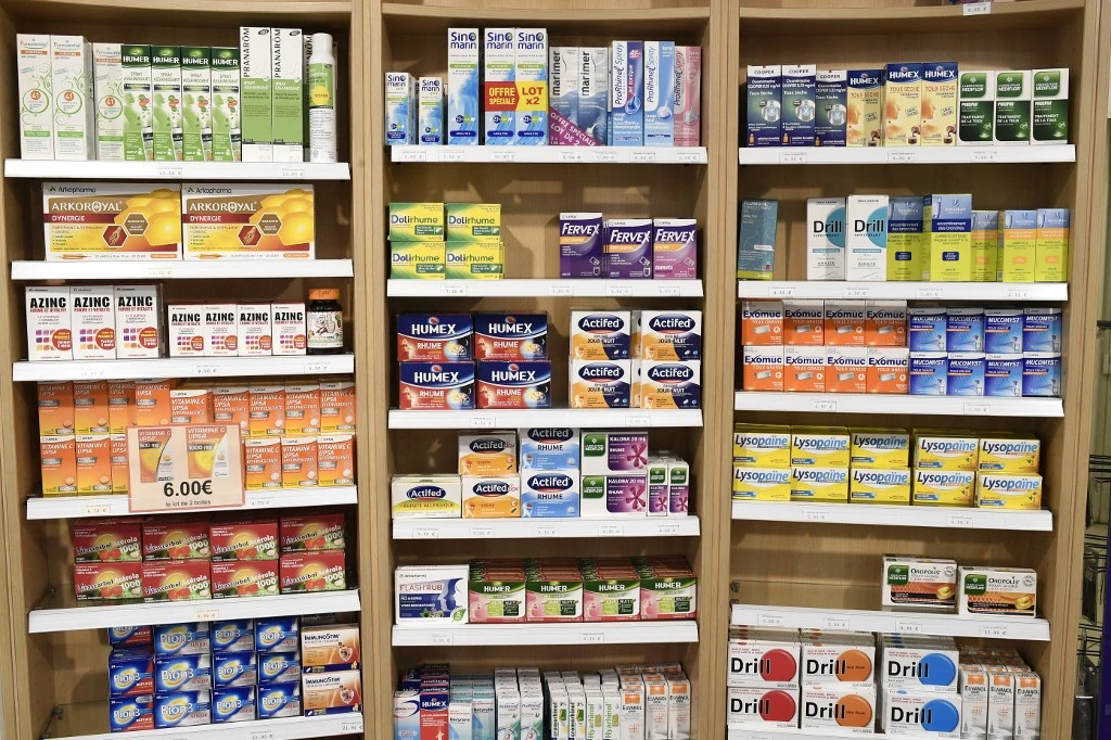 Médicaments: jusqu'où l'Etat doit-il reprendre la main ?