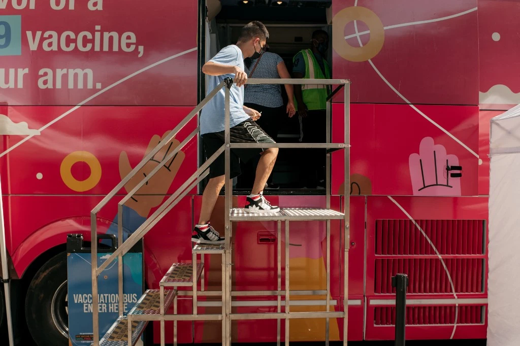 «Plutôt après les vacances»: incertitude avant l'ouverture de la vaccination aux 12-18 ans