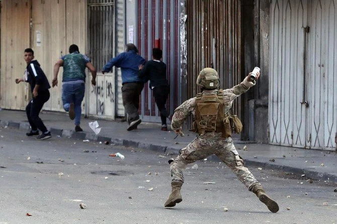 Des manifestants et des soldats blessés dans des heurts nocturnes au Liban
