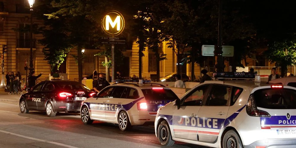 France: La police disperse une nouvelle grande fête de jeunes à Paris samedi soir