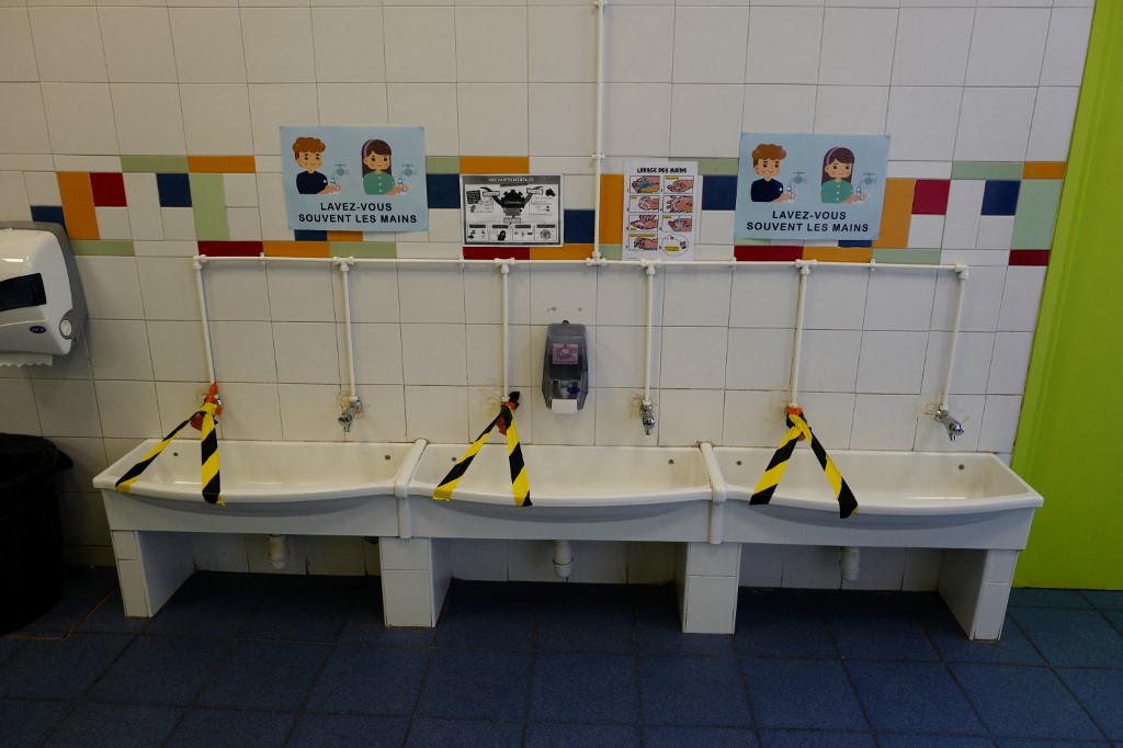 Covid-19: Nice va proposer des tests salivaires pour les enfants des centres de loisirs