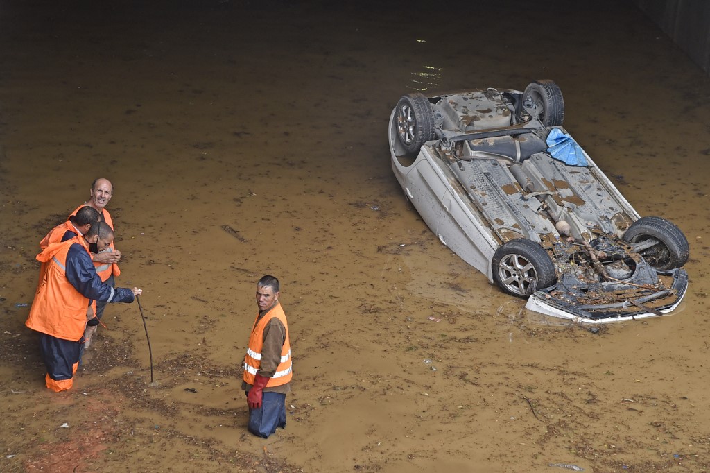 Algérie: au moins 27 morts dans deux accidents de la route