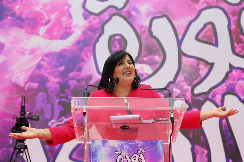 Violence parlementaire : une députée tunisienne agressée