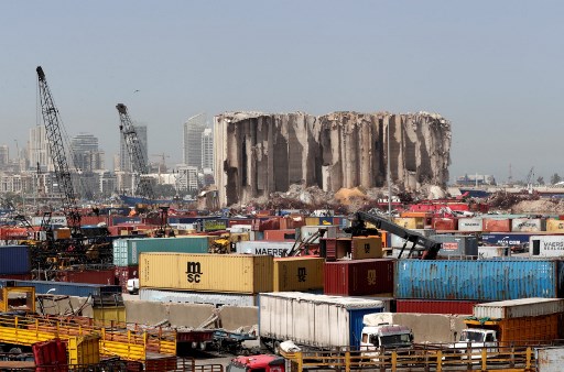 « L'échec jusqu'à présent de tenir quiconque pour responsable de l'explosion désastreuse au port l'été dernier est juste l'exemple le plus dramatique de l'impunité et de l'irresponsabilité qui caractérisent trop la vie libanaise », a écrit le chargé d'affaires britannique sortant (Photo, AFP)