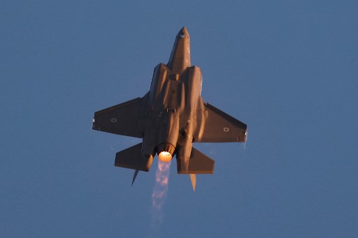 Frappes aériennes israéliennes sur Gaza après des lancers de ballons incendiaires