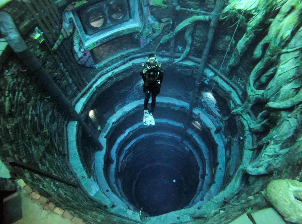 Guinness des records: la piscine la plus profonde du monde à Dubaï