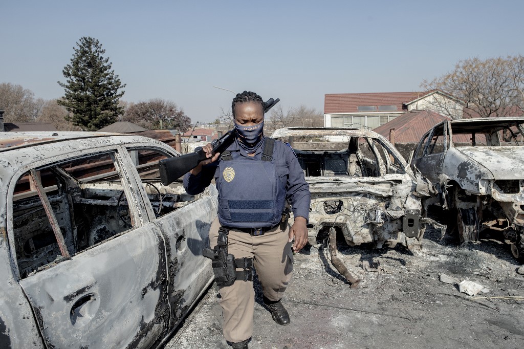 Afrique du Sud: violences sporadiques en pays zoulou et à Johannesburg