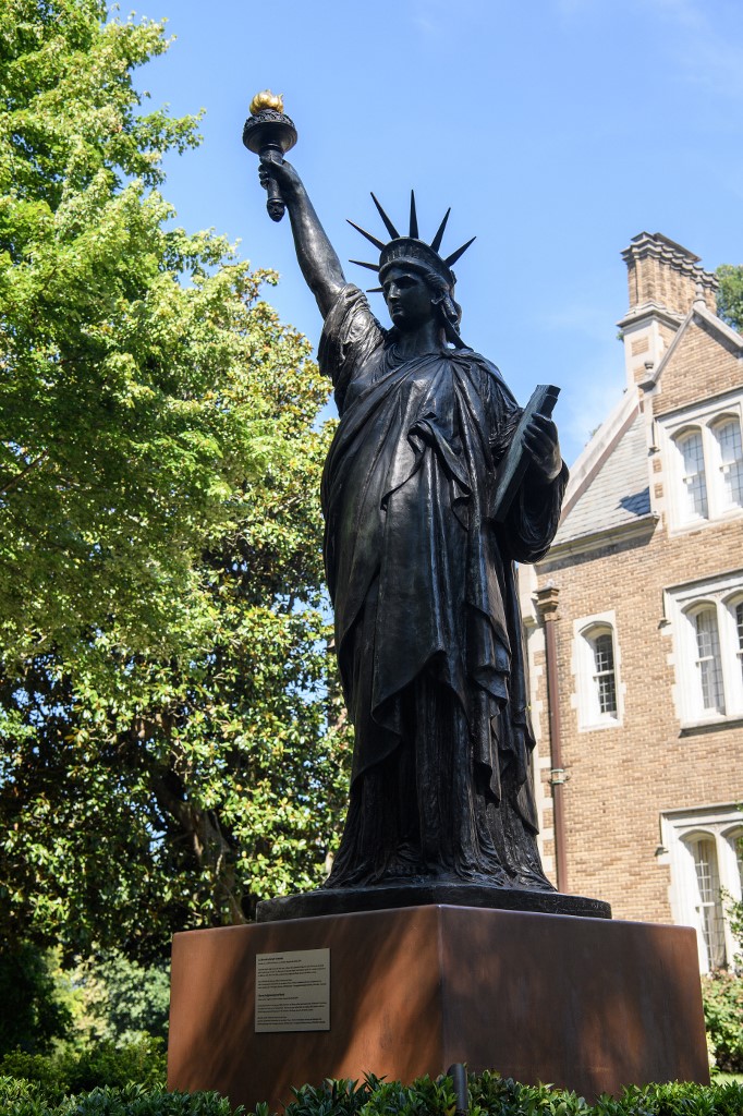Washington a désormais aussi sa statue de la Liberté... en plus petit