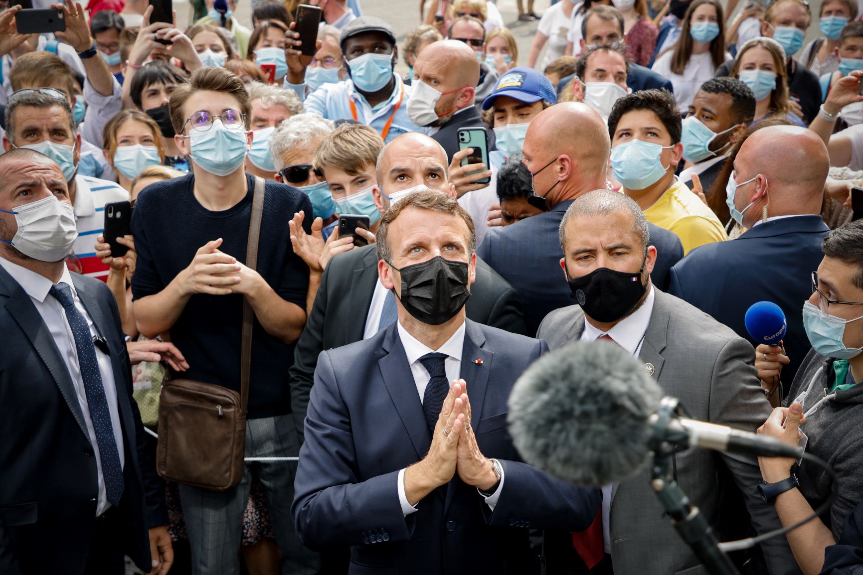 Macron, premier président à visiter le sanctuaire de Lourdes