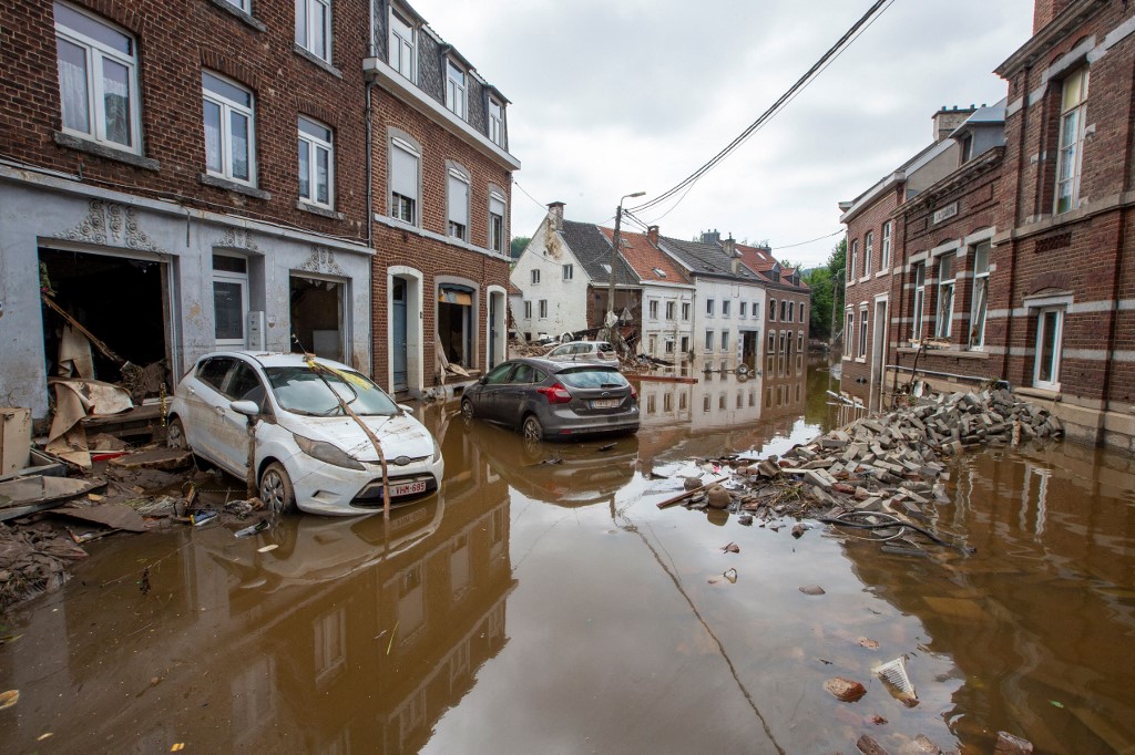 «Il faudra des semaines pour réparer»: après les inondations, l'heure du bilan en Belgique