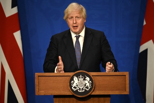 Covid-19: L'Angleterre lève les restrictions malgré les inquiétudes