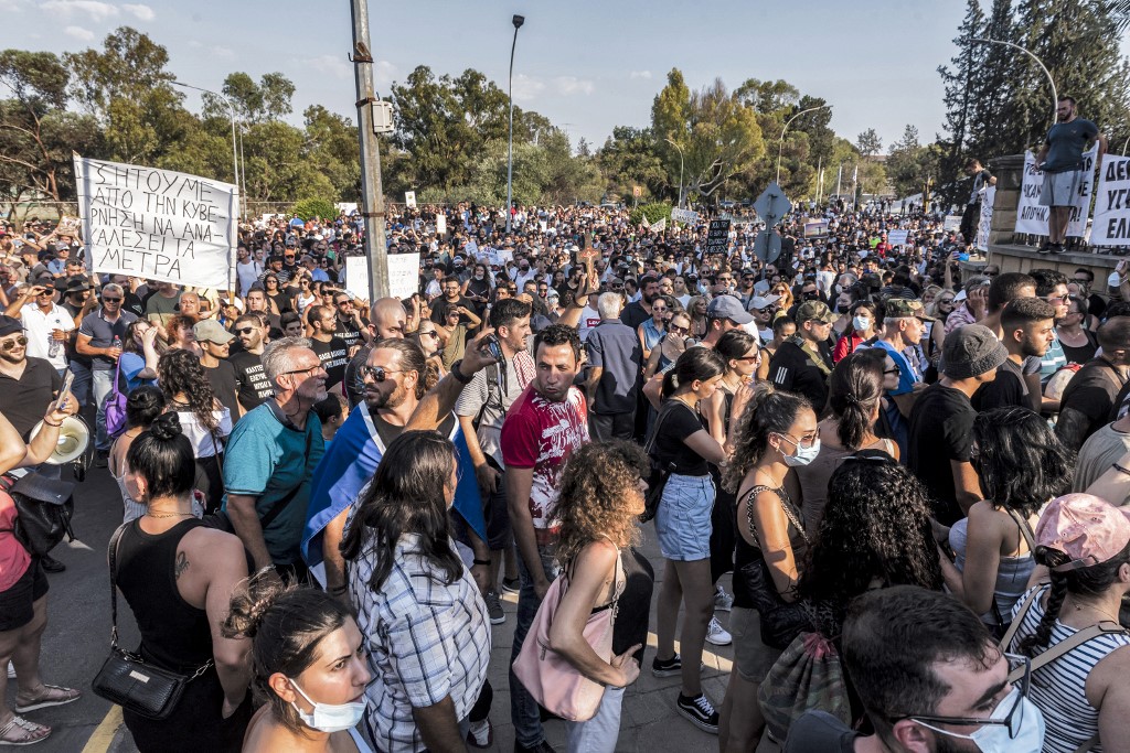 Chypre: les autorités condamnent les manifestations contre les restrictions sanitaires