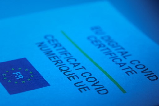 Trafic de faux certificats de vaccination: un an de prison ferme pour une contractuelle de la CPAM