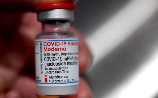 Virus: le régulateur européen approuve le vaccin Moderna pour les 12-17 ans