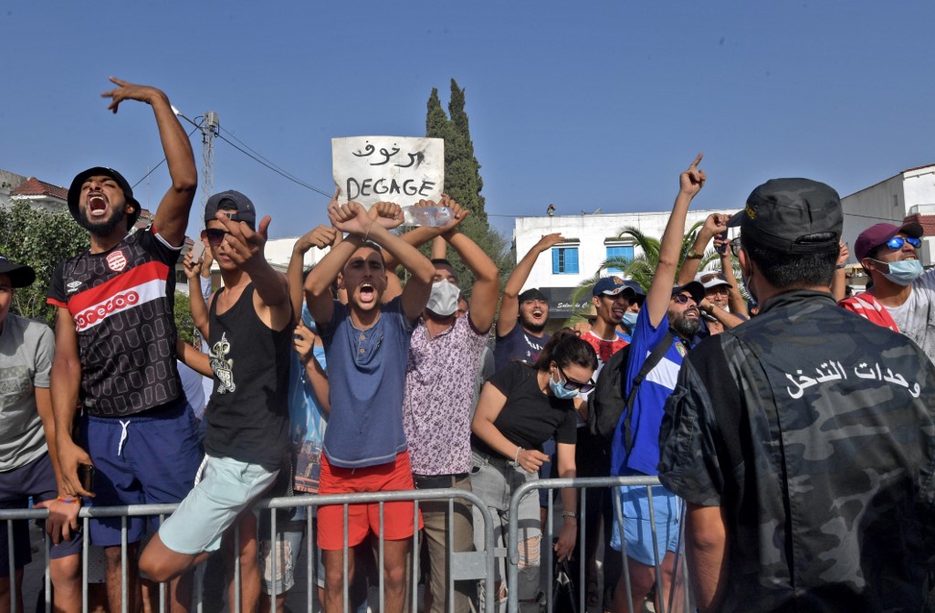 Réactions à la crise politique en Tunisie