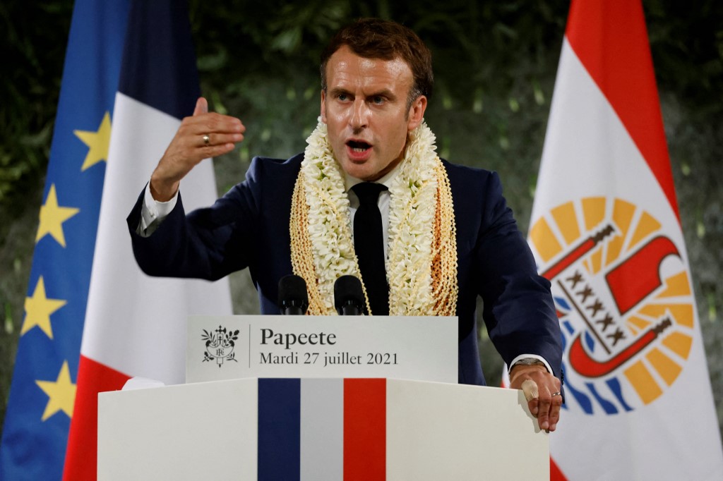 Essais nucléaires : Macron reconnaît la «dette» de la France envers la Polynésie