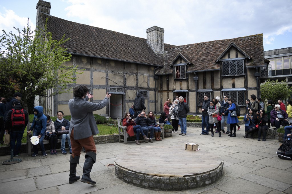 Dans la ville de Shakespeare, le théâtre renaît en plein air