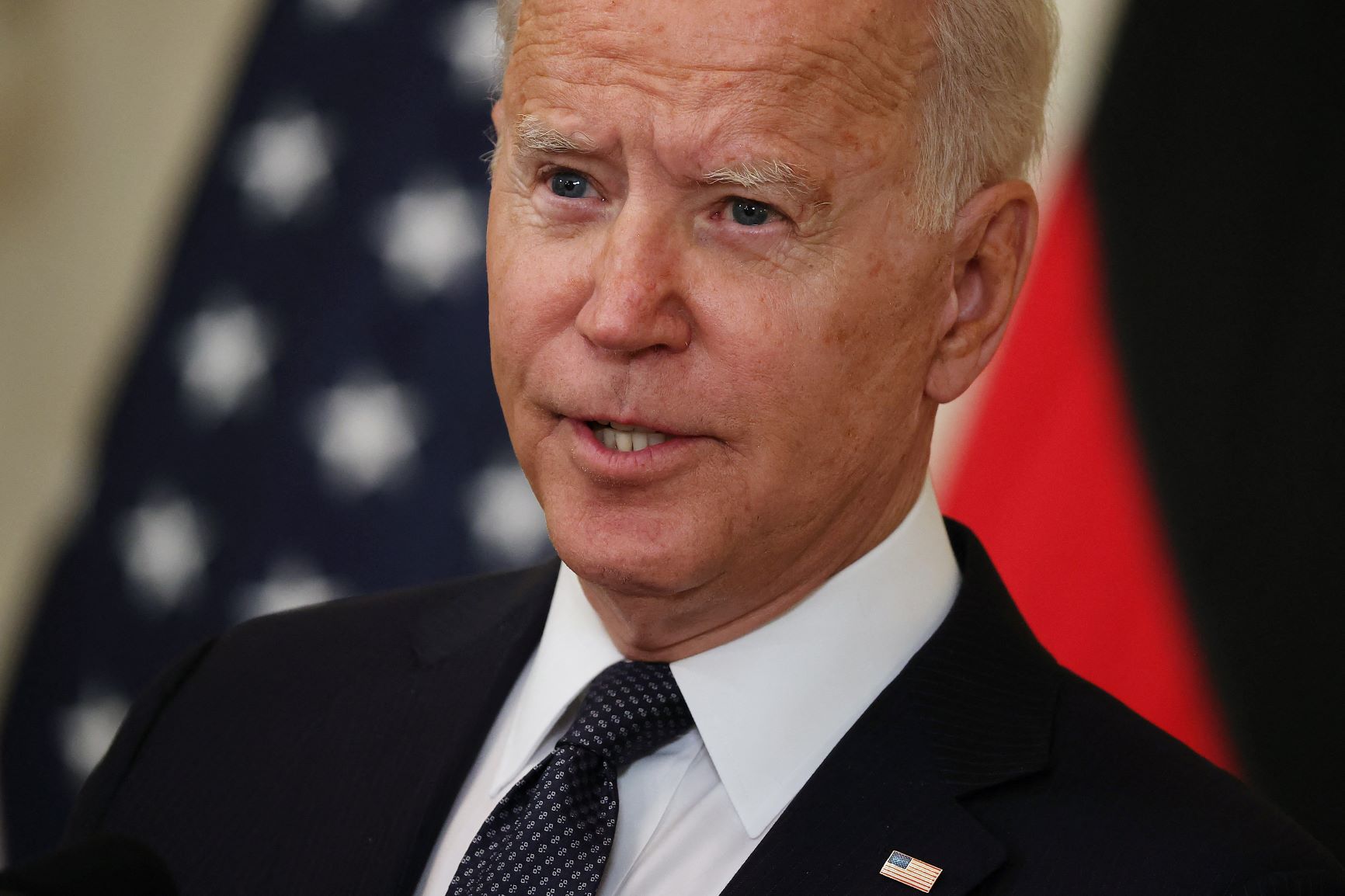 Vaccins: passe d'armes entre Biden et Facebook sur la désinformation