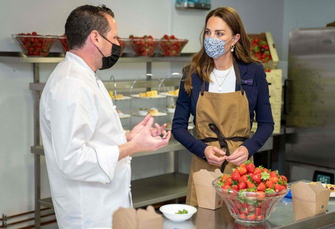 Kate met la main à la pâte lors de sa visite à Wimbledon