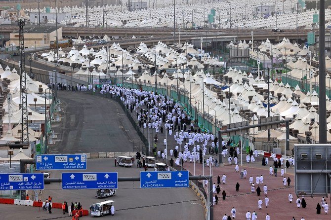 Les pèlerins effectuent le Tachriq à Mina après l’Aïd al-Adha