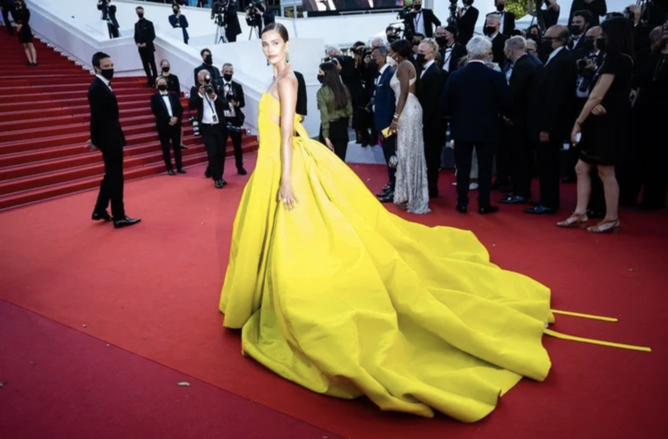 Les créateurs saoudiens et libanais présentent un show éblouissant à Cannes