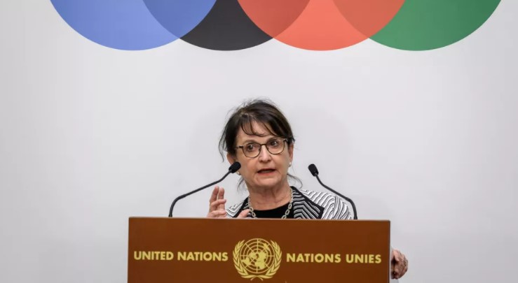 La représentante spéciale de l'ONU en Afghanistan Deborah Lyons lors d'une conférence de presse à Genève (Suisse), le 24 novembre 2020. (Archives AFP)