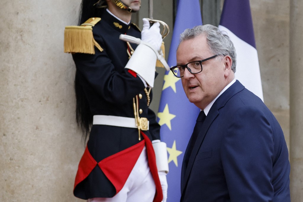 Le président de l'Assemblée nationale française Richard Ferrand arrive à l'Elysée à Paris (AFP)