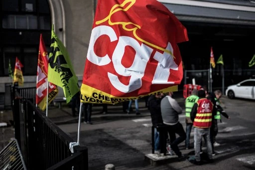 Pass sanitaire et licenciements: des syndicats dénoncent un «dérapage»