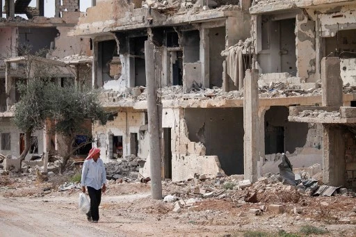 Syrie: 23 morts dans de violents combats à Deraa, selon une ONG