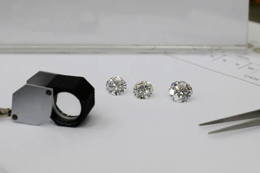 Un réseau franco-israélien d'escroquerie aux diamants démantelé