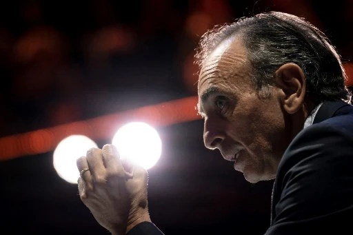 Depuis son arrivée en octobre 2019 sur CNews, en pleine polémique sur ses propos sur l'islam, les plaintes se sont multipliées à l'encontre de la chaîne d'info et du polémiste. (Photo, AFP)