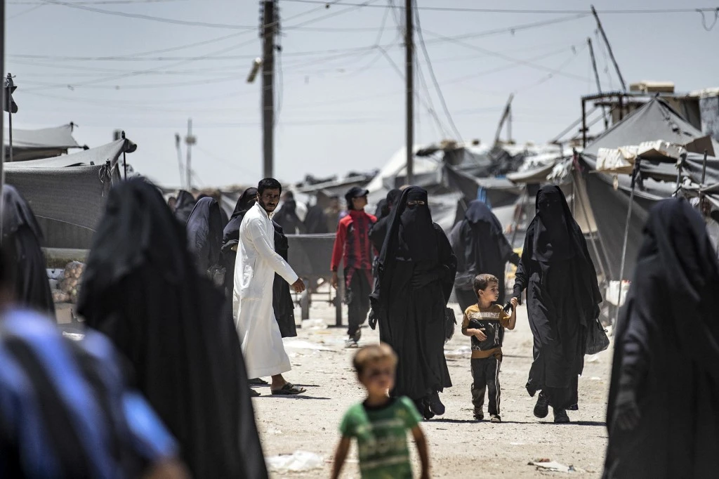 Syrie: 8 personnes tuées par l'EI à Al-Hol en juin, selon les forces kurdes