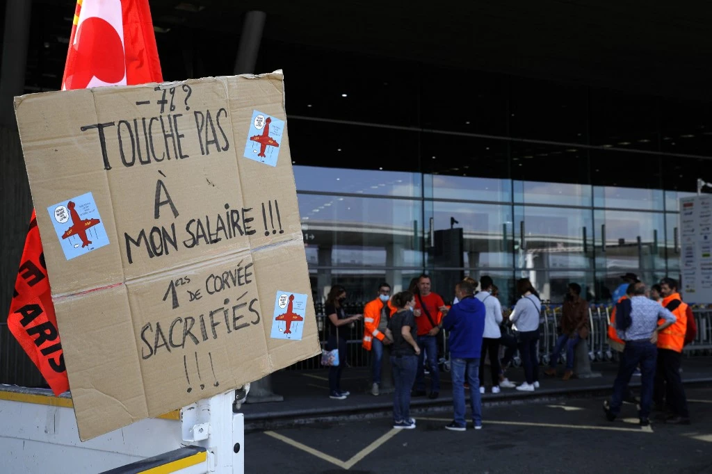 Aéroports de Paris: les préavis de grève maintenus pour vendredi et samedi