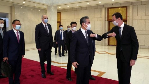 Damas et la fenêtre chinoise