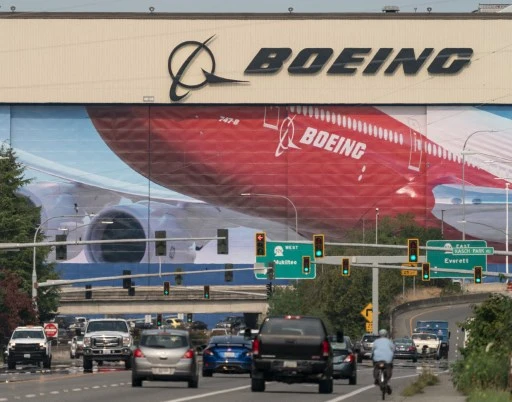 Boeing ajoute «le nez» des 787 à sa collection de problèmes techniques
