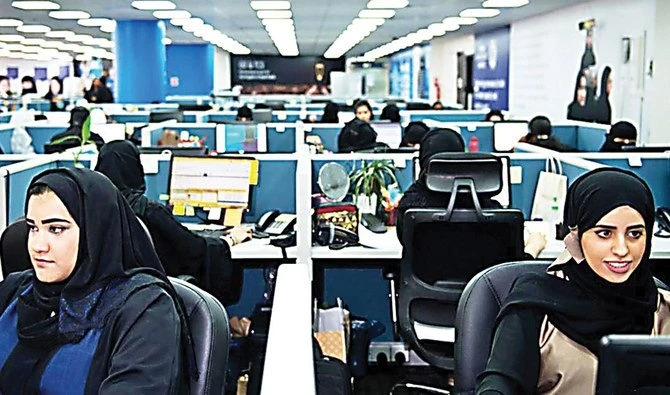 Grâce aux femmes actives, l'Arabie saoudite atteint son plus bas taux de chômage en 5 ans