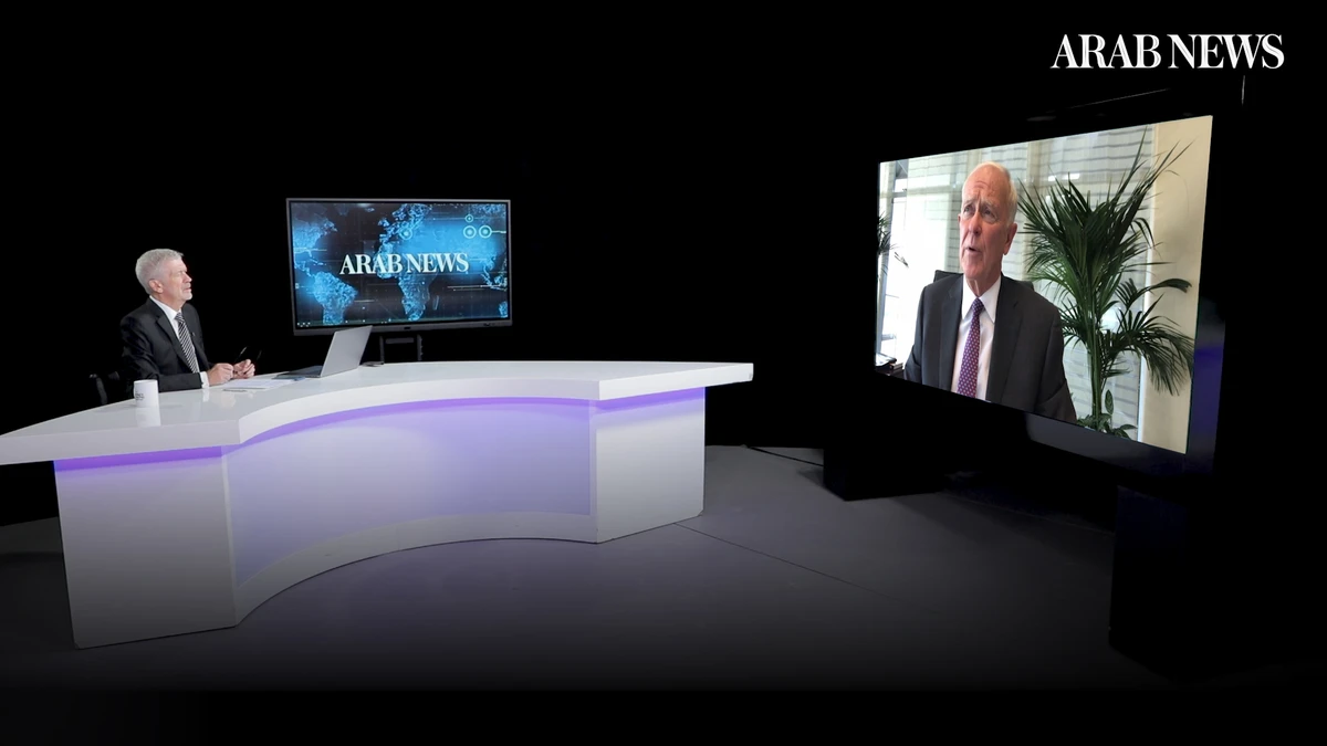 Le président de la compagnie aérienne Emirates, Tim Clark lors d'une interview sur Frankly Speaking (Capture d'écran)