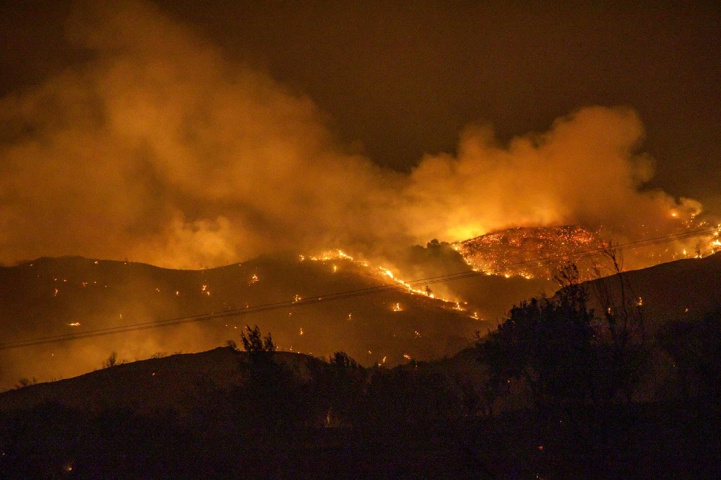 Le pire incendie à Chypre maîtrisé après deux jours de lutte contre les flammes