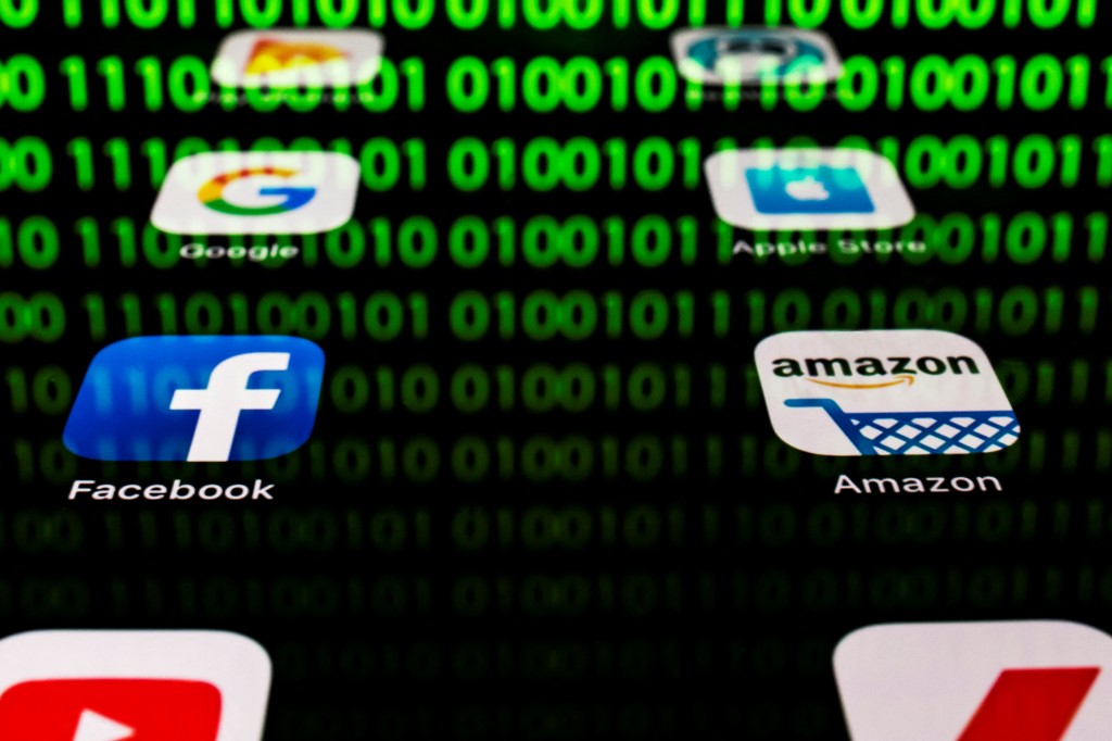 Des sénateurs américains veulent mettre fin au duopole Apple et Google sur les applis