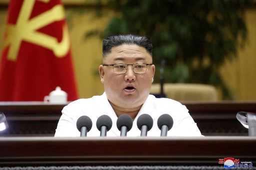 Inondations et évacuations en Corée du Nord, Kim Jong Un envoie du matériel