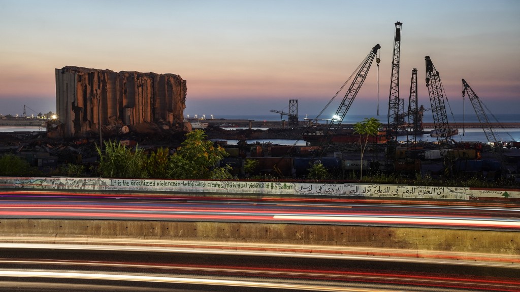 Les silos de blé détruits au port de Beyrouth le 11 juillet 2021. Archives AFP