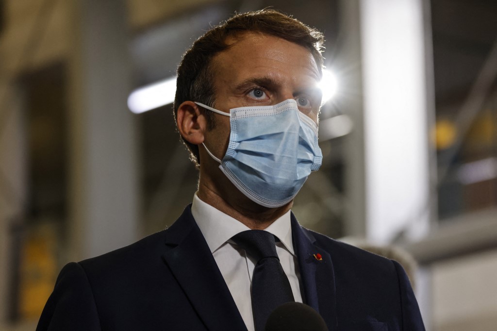 Covid: Macron confirme une 3e dose de vaccin «pour les plus âgés et les plus fragiles» à la rentrée