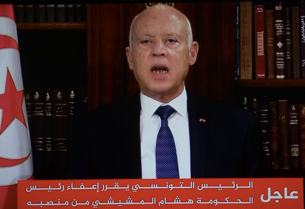 Tunisie: deux députés critiques du président Saïed arrêtés