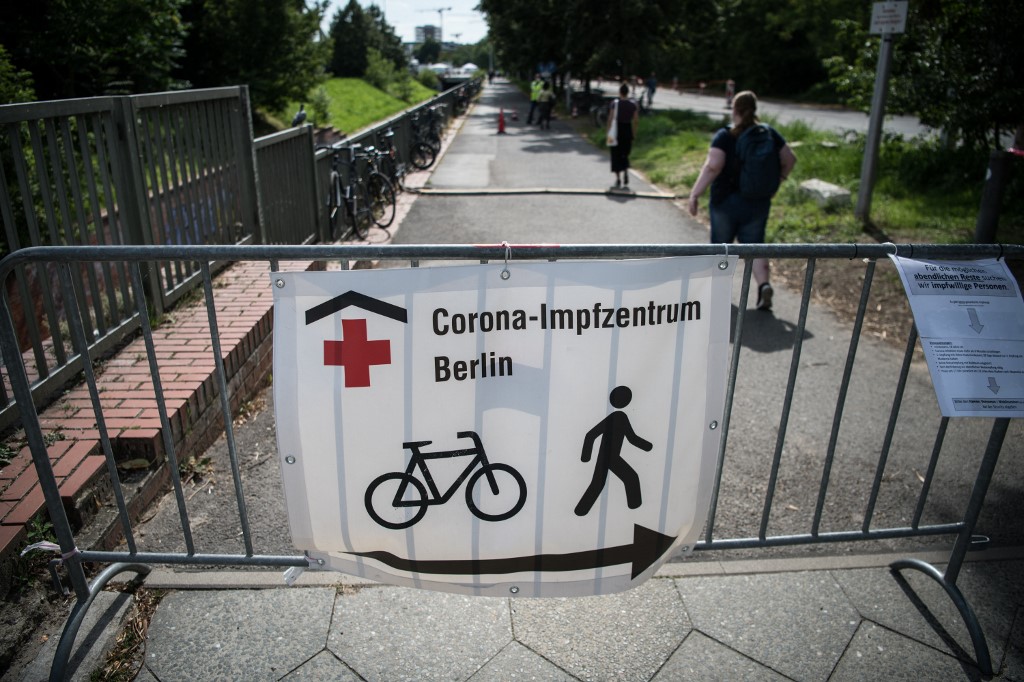 A un moment où la campagne de vaccination ralentit en Allemagne, le pays s'inquiète d'une quatrième vague de la pandémie (AFP)