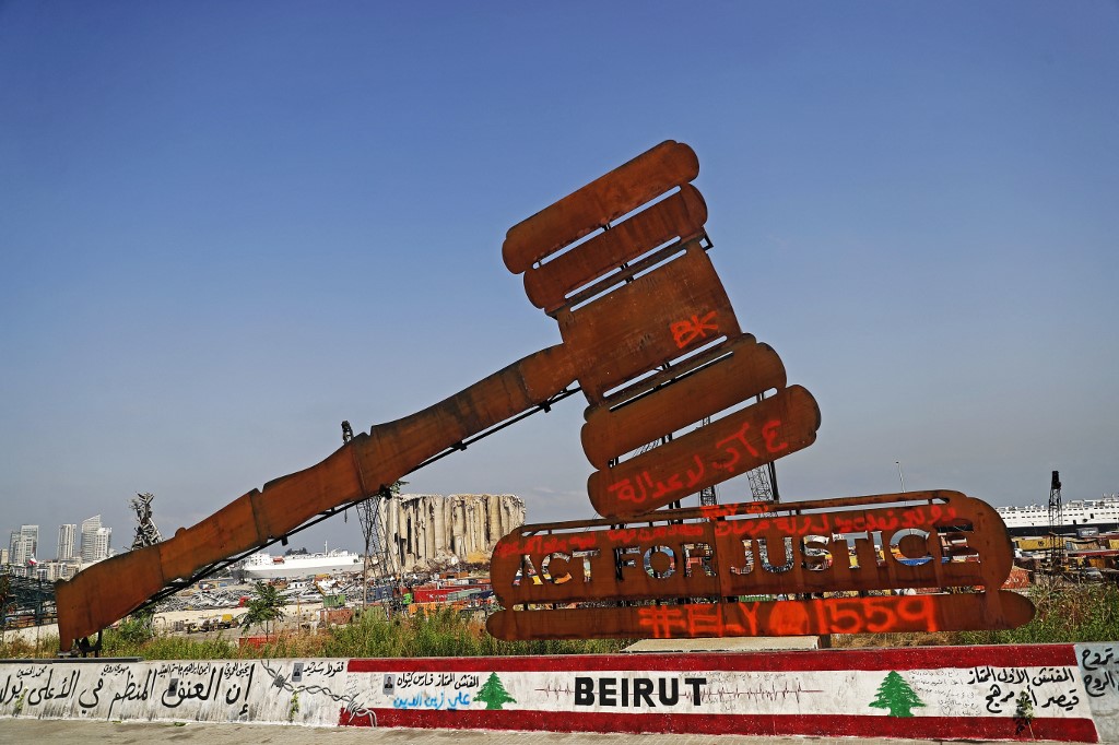 Rassemblements à Beyrouth pour le 1er anniversaire de l'explosion au port