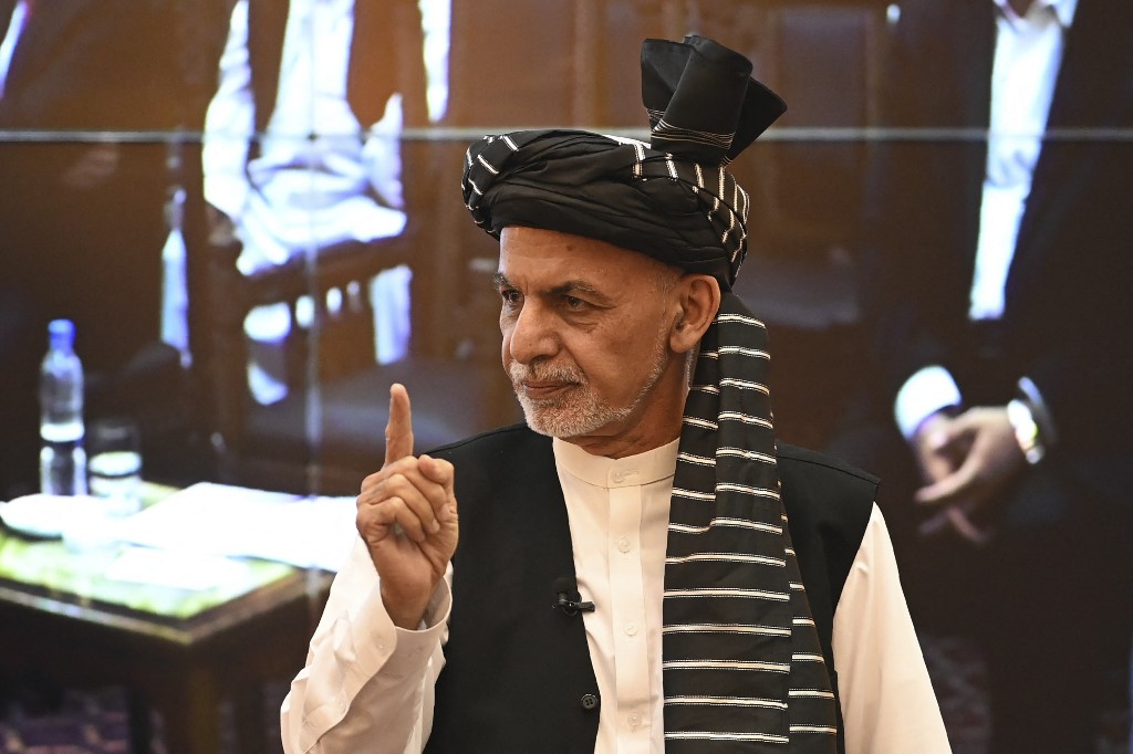 Afghanistan: le président Ghani jure de remobiliser l'armée pour contrer l'avancée des talibans