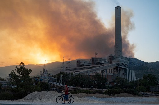 Turquie: le feu aux portes d'une centrale thermique