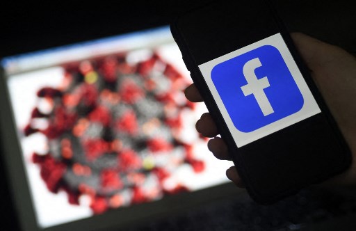 Facebook met fin à une campagne de désinformation russe sur les vaccins