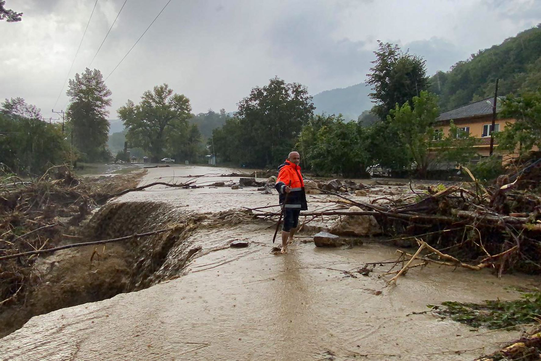 Après les incendies, la Turquie frappée par des inondations massives